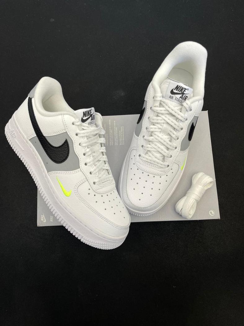 Vista adicional de Nike Air Force 1 ’07